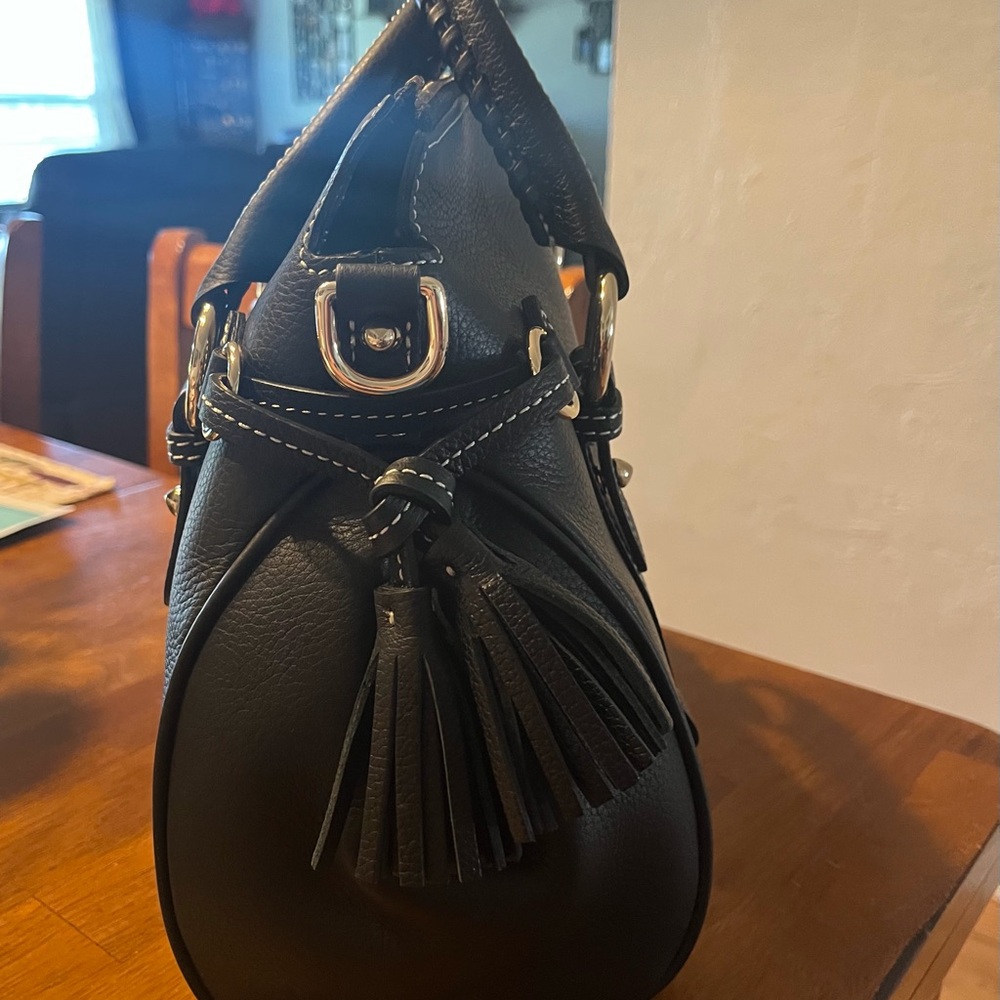 Dooney and Bourke satchel - Picture 3 of 9